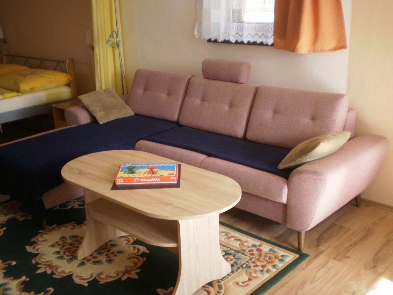 Apartament Privat Buk 100 Jindřichŭv Hradec Zewnętrze zdjęcie